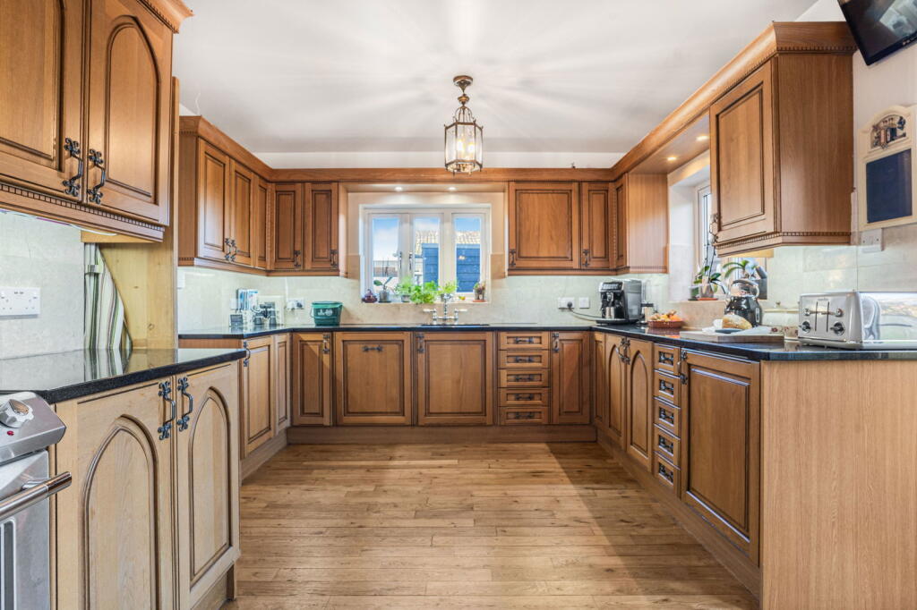 Additional image 3 of Trimms Green, Sawbridgeworth, CM21