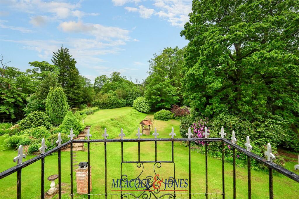 Additional image 20 of Mores Lane, Pilgrims Hatch, Brentwood