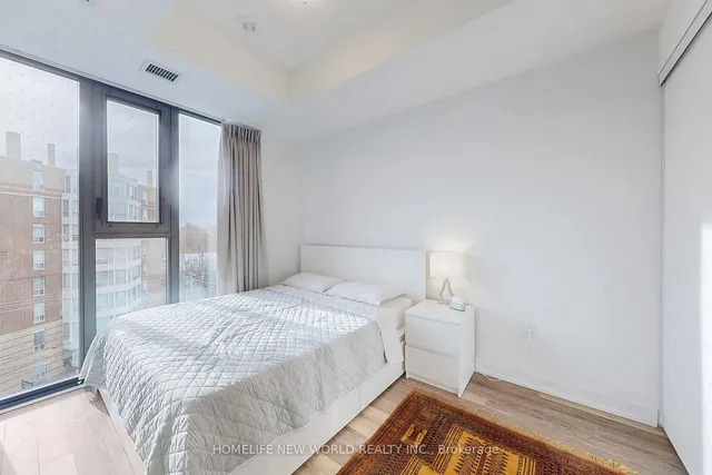 Additional image 11 of 250 Lawrence Ave Unit 518