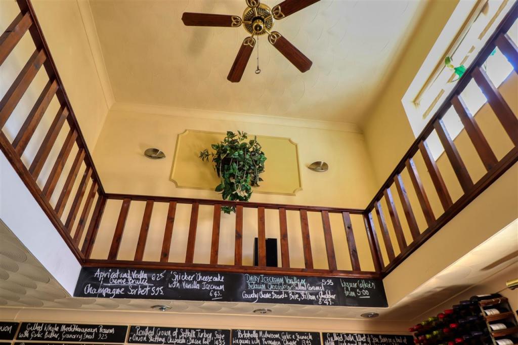 Additional image 7 of Maffia's, Frinton Road, Holland on Sea