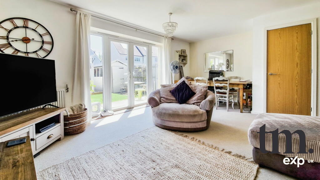 Additional image 3 of Farmer Close, Little Canfield, Dunmow, CM6 1HX