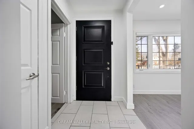 Additional image 9 of 74 Rosemount Dr