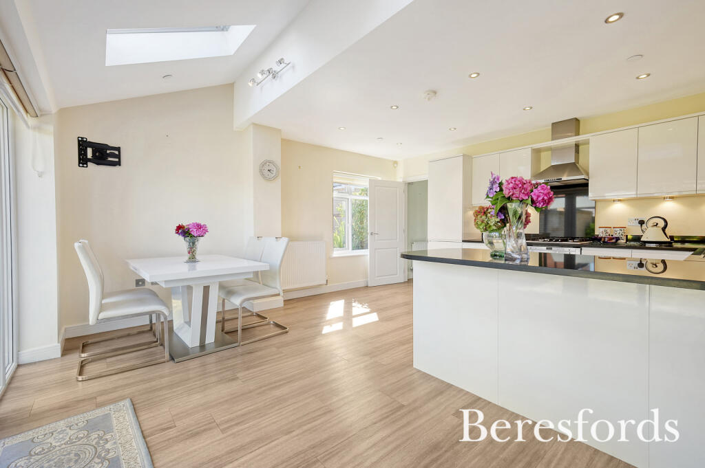 Additional image 19 of Brookmans View, Stock, CM4