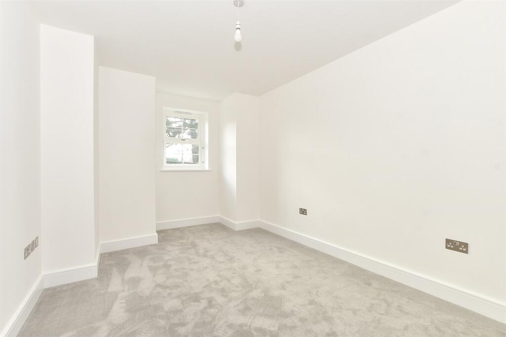 Additional image 8 of Queens Park Road, Caterham, Surrey