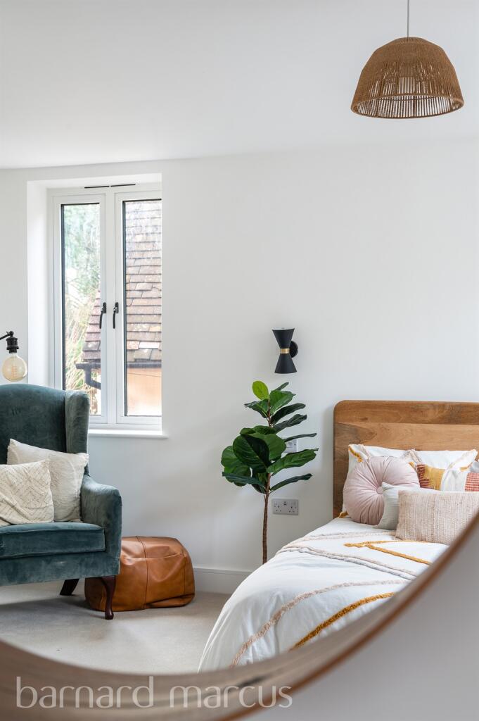 Additional image 21 of Bradmore Way, Coulsdon