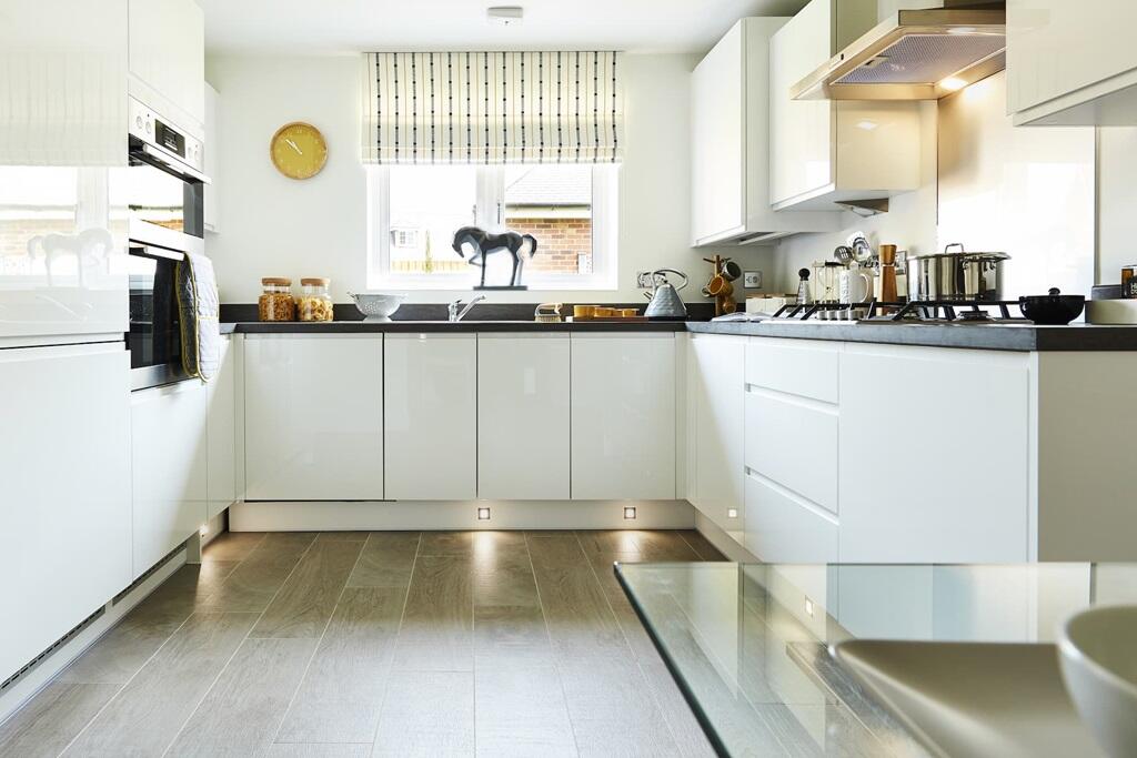 Additional image 4 of Elm Tree Avenue, 
Frinton on Sea, 
Essex,
CO13 0GR