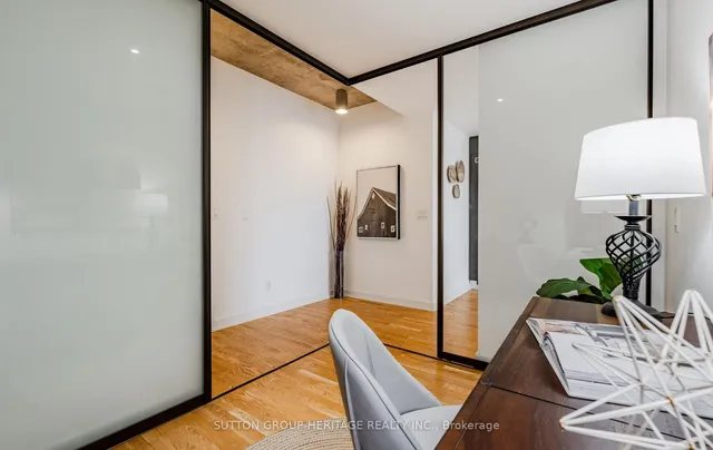 Additional image 15 of 8 Dovercourt Rd Unit 902