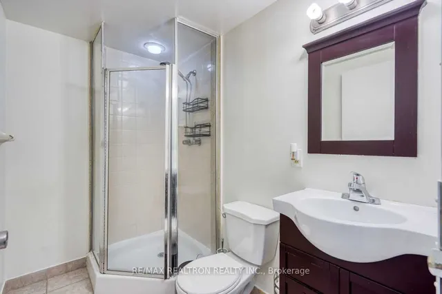 Additional image 25 of 41 Markbrook Lane Unit 204