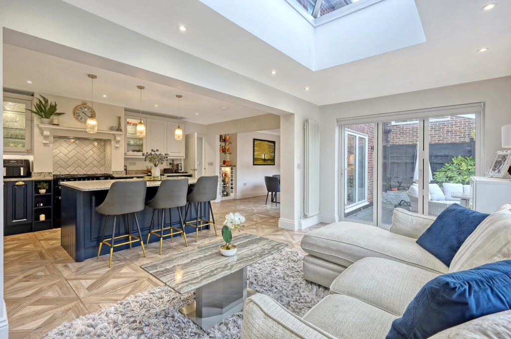 Additional image 9 of Whadden Chase, Ingatestone, CM4