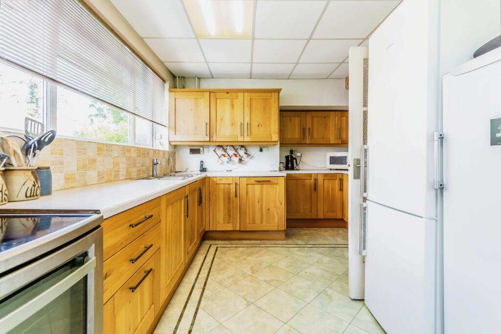 Additional image 5 of Harestone Lane, Caterham, Surrey, CR3