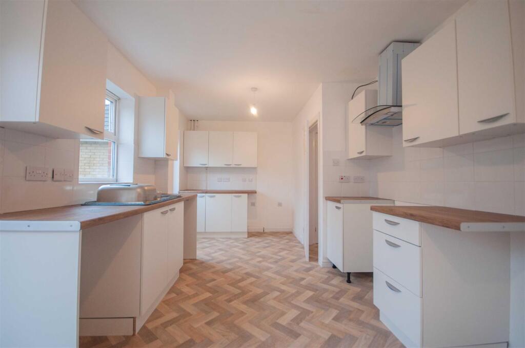 Additional image 5 of Wickham Crescent, Chelmsford