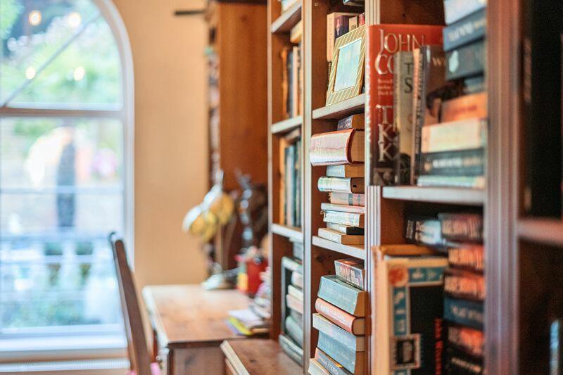 Additional image 8 of Caterham Valley