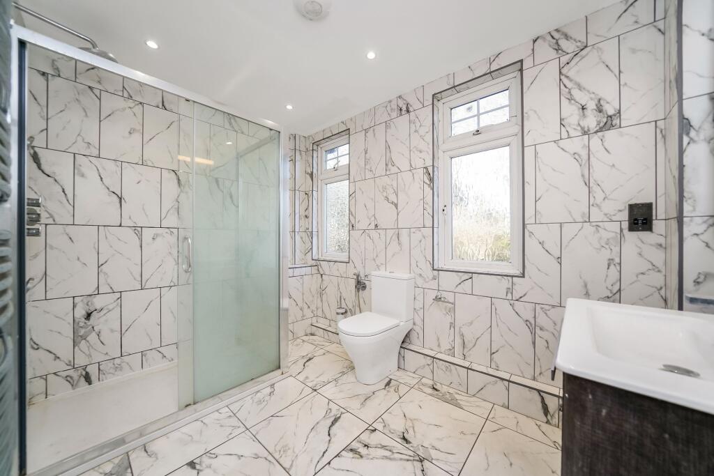 Additional image 38 of Hart Road, Harlow