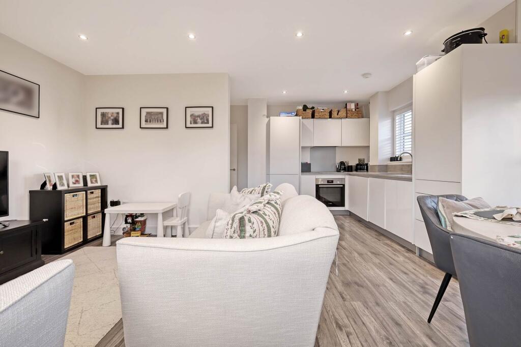 Additional image 12 of Ongar Road, Kelvedon Hatch