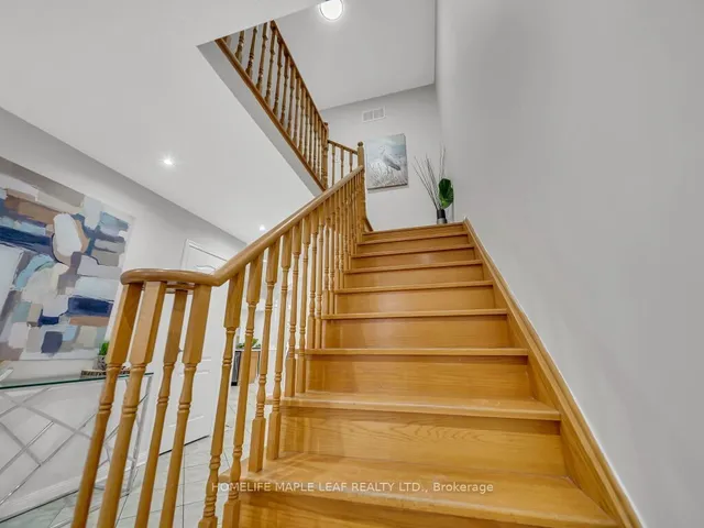 Additional image 17 of 129 Cadillac Cres