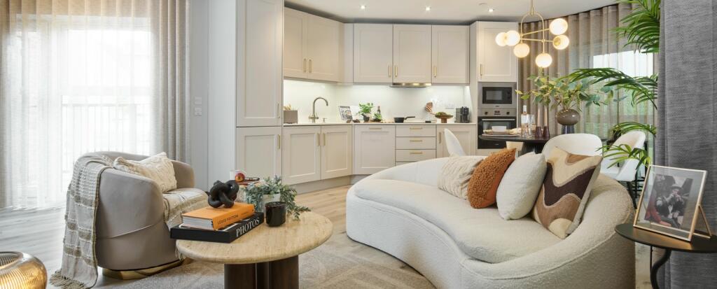 Additional image 5 of Brentwood Central, Western Road, Brentwood