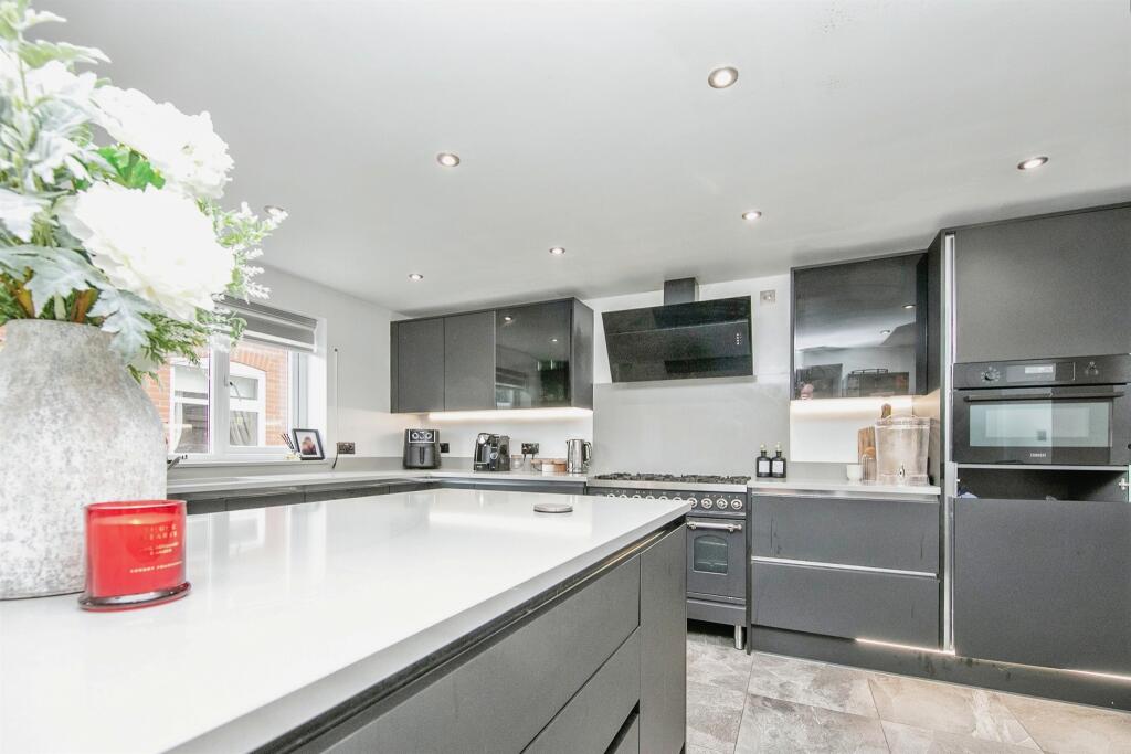 Additional image 7 of Ipswich Road, COLCHESTER