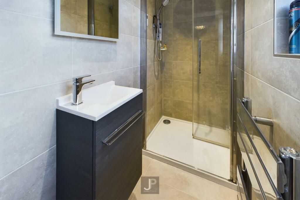 Additional image 13 of Selwood Road, Brentwood