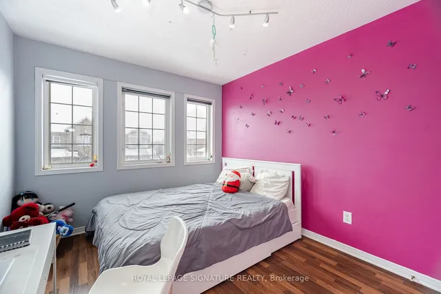 Additional image 26 of 32 Bay Breeze Dr