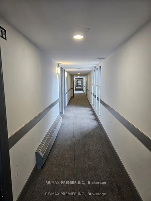 Additional image 8 of 4673 Jane St Unit # 811