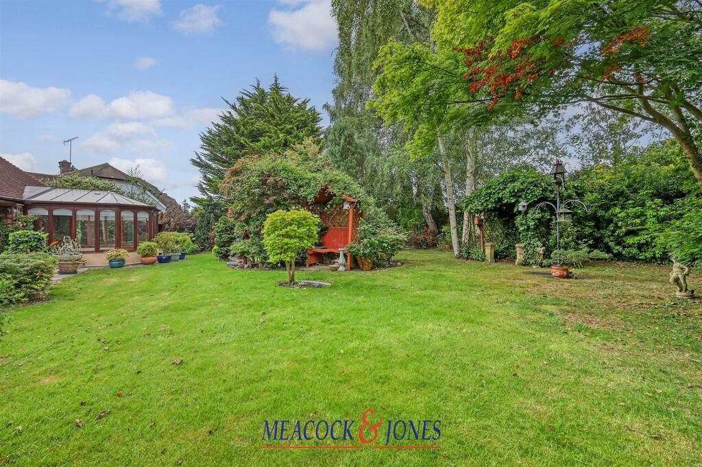 Additional image 2 of Weston Close, Hutton, Brentwood