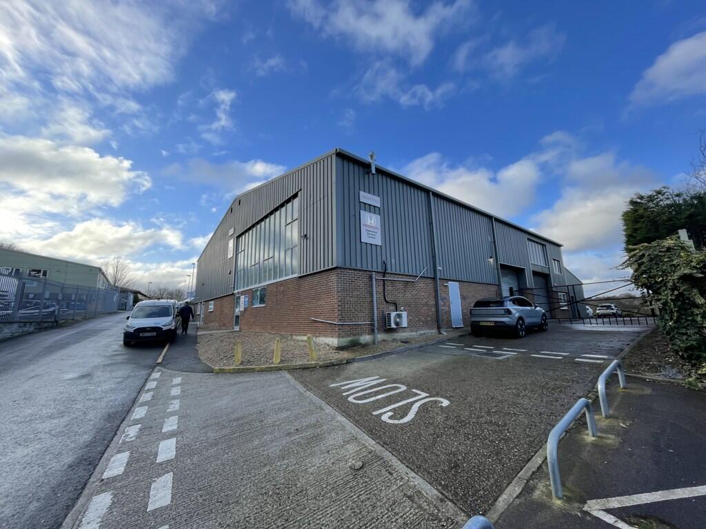 Additional image 5 of Unit 1 Twin Bridges Business Park, Selsdon Road, South Croydon, Surrey, CR2 6PL