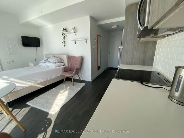 Additional image 17 of 28 Wellesley St Unit 2601