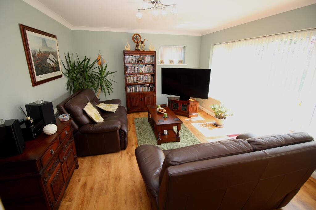 Additional image 5 of Manor Way, Holland-on-Sea