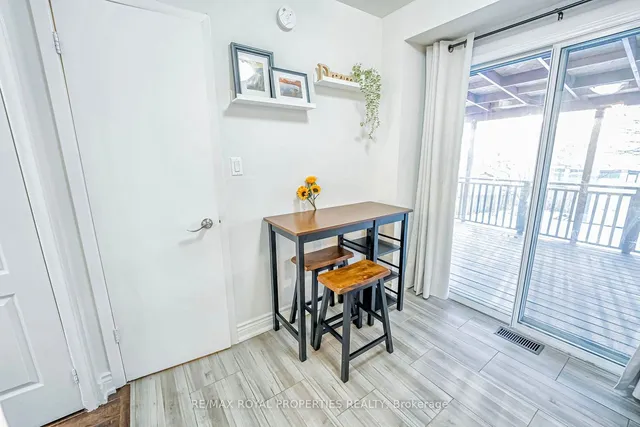 Additional image 12 of 58 Crittenden Sq