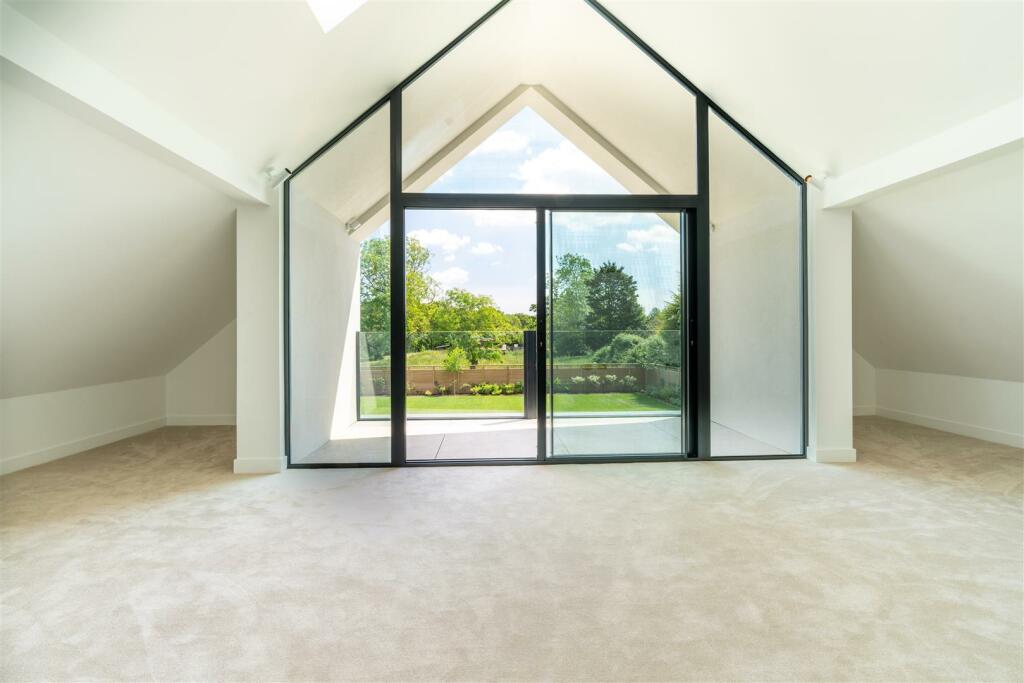 Additional image 39 of Broomhills Chase, Little Burstead, Billericay