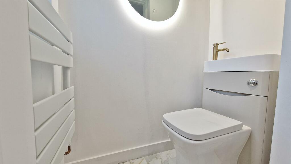 Additional image 18 of Pole Barn Lane, Frinton-On-Sea