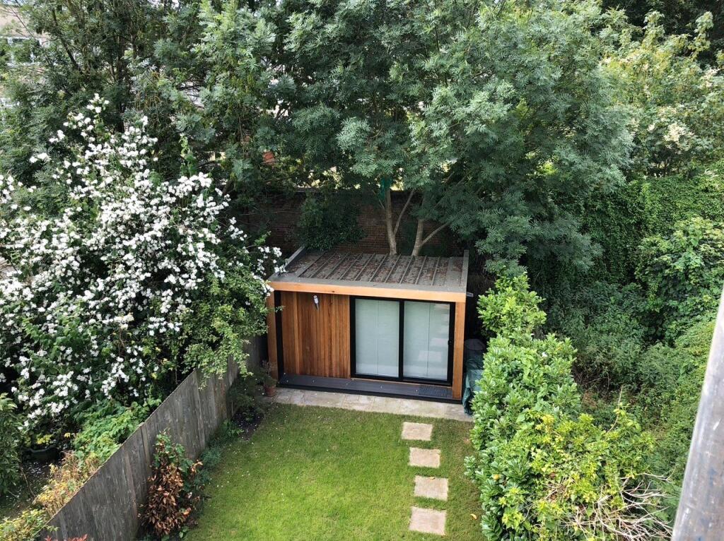 Additional image 18 of Heatherdene Close, Mitcham, Surrey, CR4