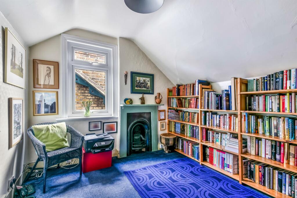 Additional image 9 of South Park Hill Road, South Croydon