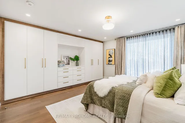 Additional image 31 of 3060 Bayview Ave