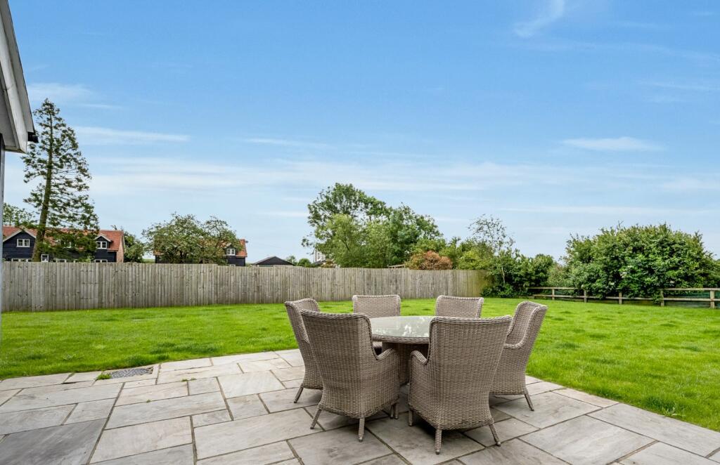 Additional image 22 of Moreton