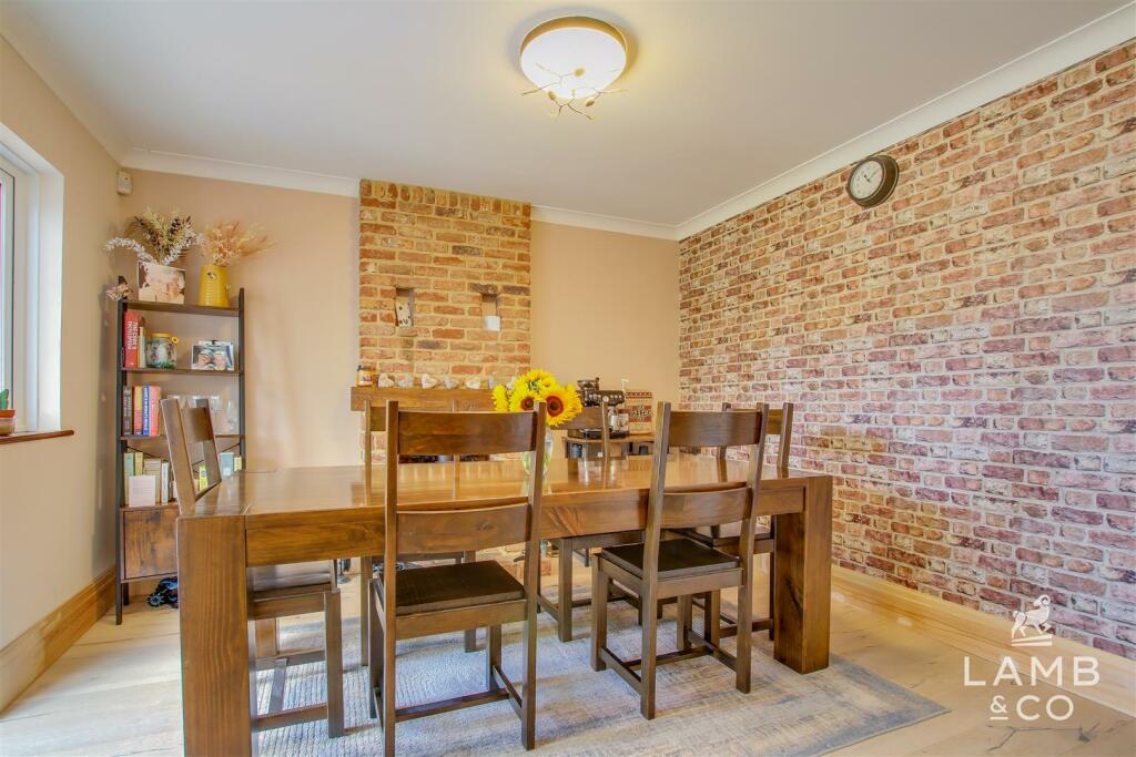 Additional image 4 of The Gardens, East Clacton