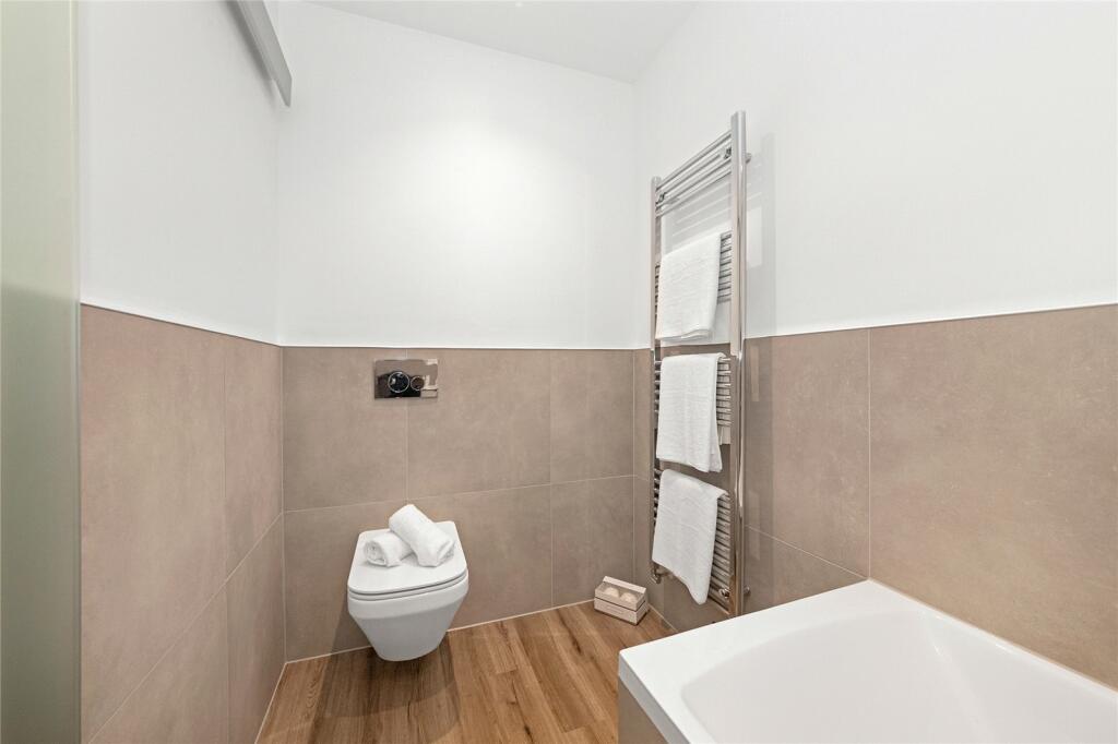 Additional image 7 of Westleigh Avenue, Coulsdon, CR5