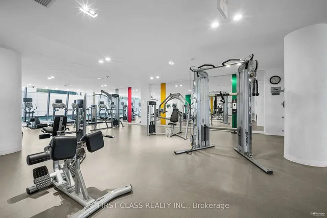 Additional image 32 of 832 Bay St Unit 4609