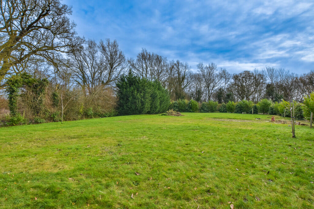 Additional image 29 of Buttleys Lane, Great Dunmow