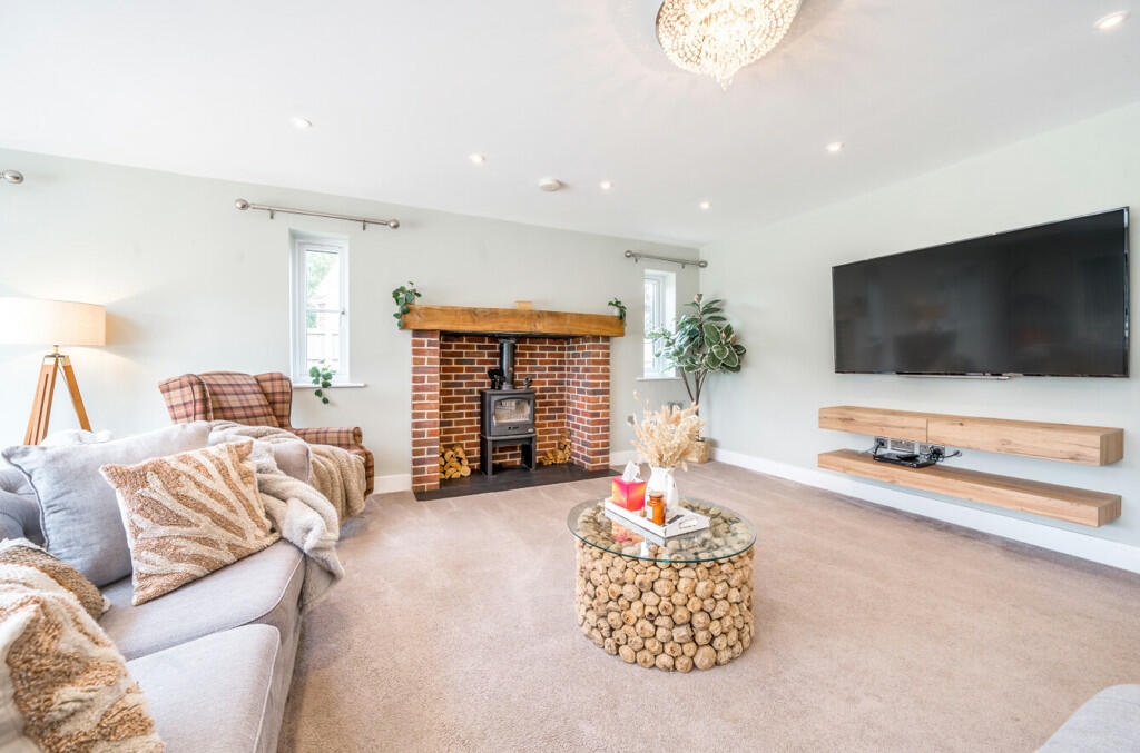Additional image 12 of Baytree Lane, Little Clacton, Clacton-on-Sea