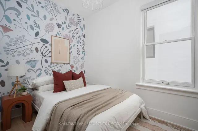 Additional image 33 of 14 Wellesley Ave