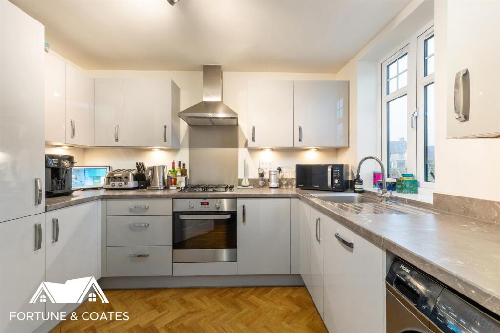 Additional image 2 of Kelly Gardens, High Wych, Sawbridgeworth