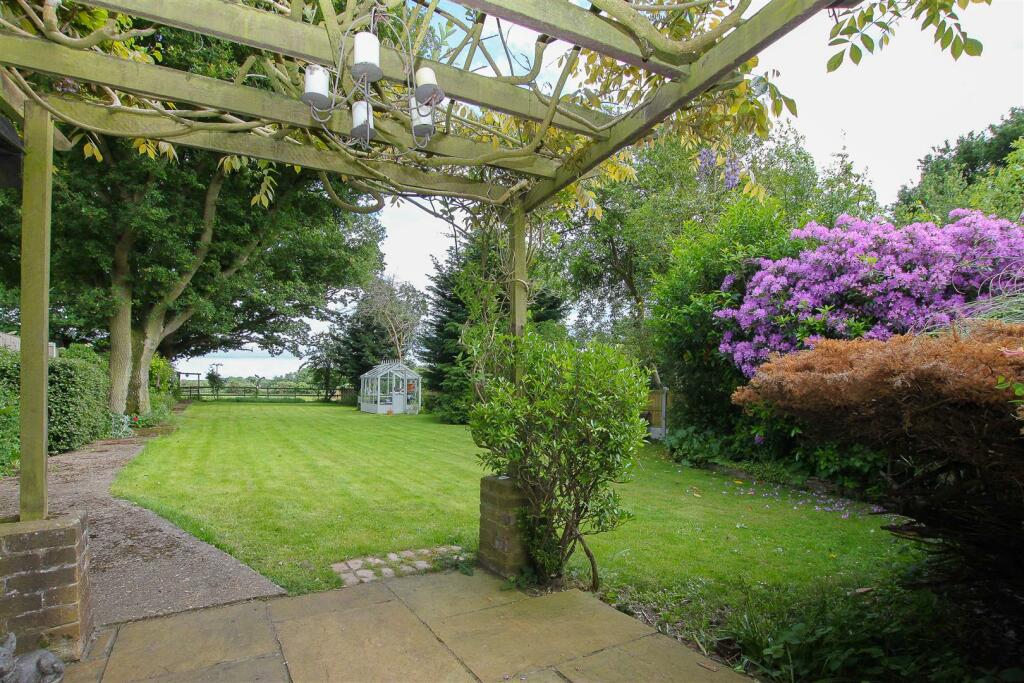Additional image 26 of Blackmore Road, Doddinghurst, Brentwood
