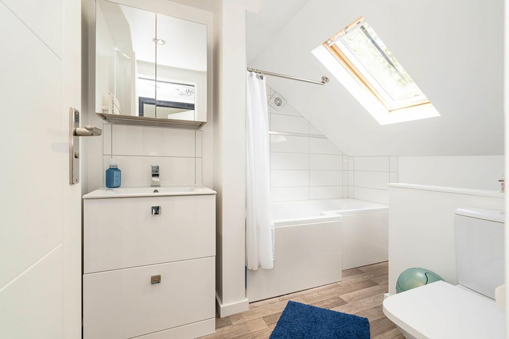 Additional image 18 of Peter Street, Stock, CM4