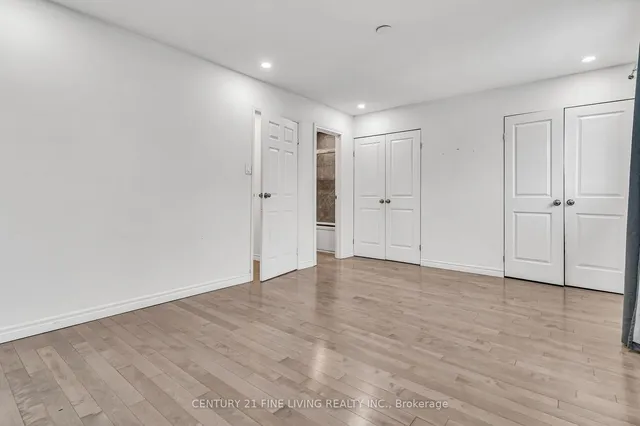 Additional image 24 of 68 Radford Dr