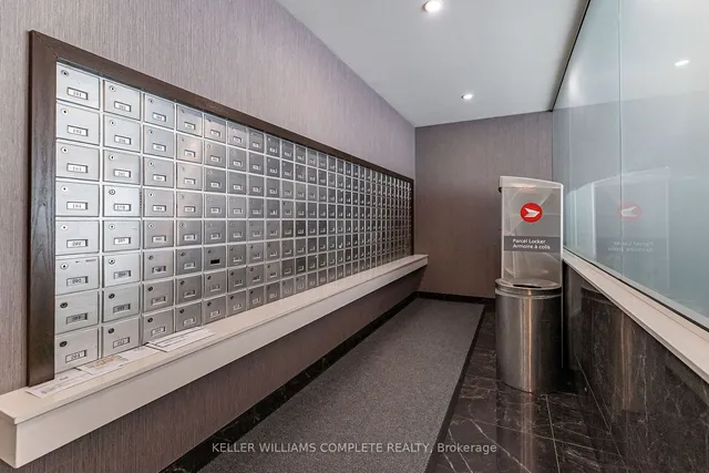 Additional image 4 of 714 The West Mall Unit 1004