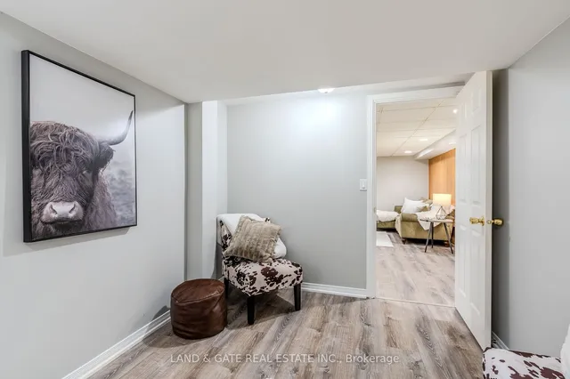 Additional image 40 of 11 Golders Green Ave