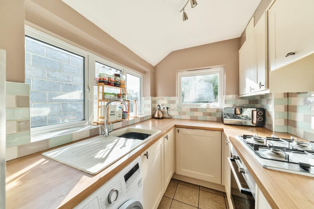 Additional image 5 of Park Road, Caterham, CR3