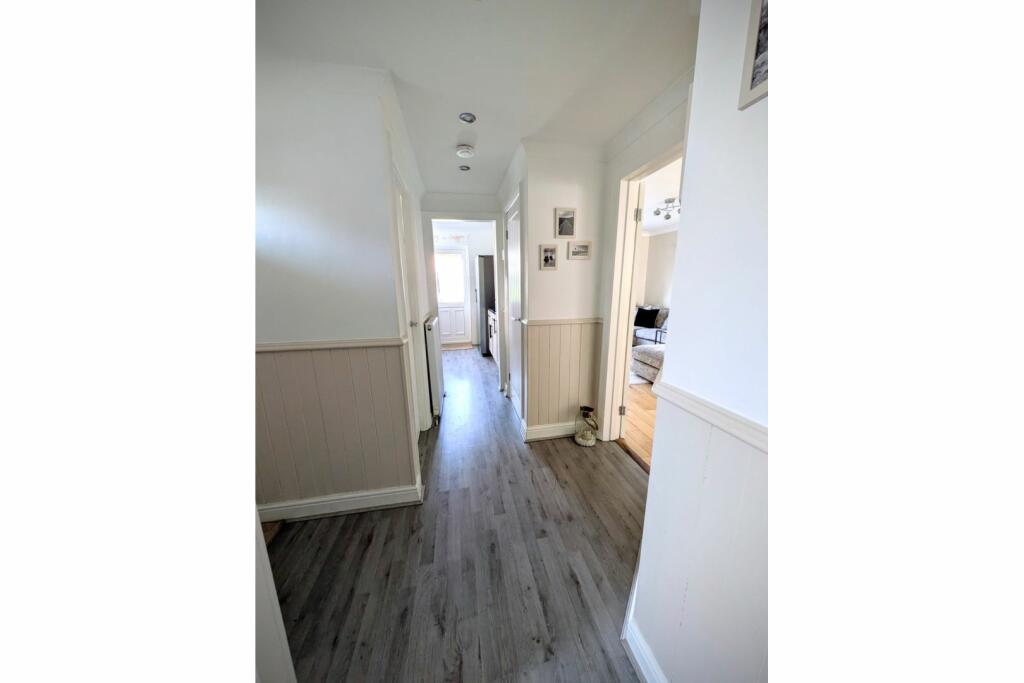 Additional image 5 of Lorraine Close, Billericay, CM11