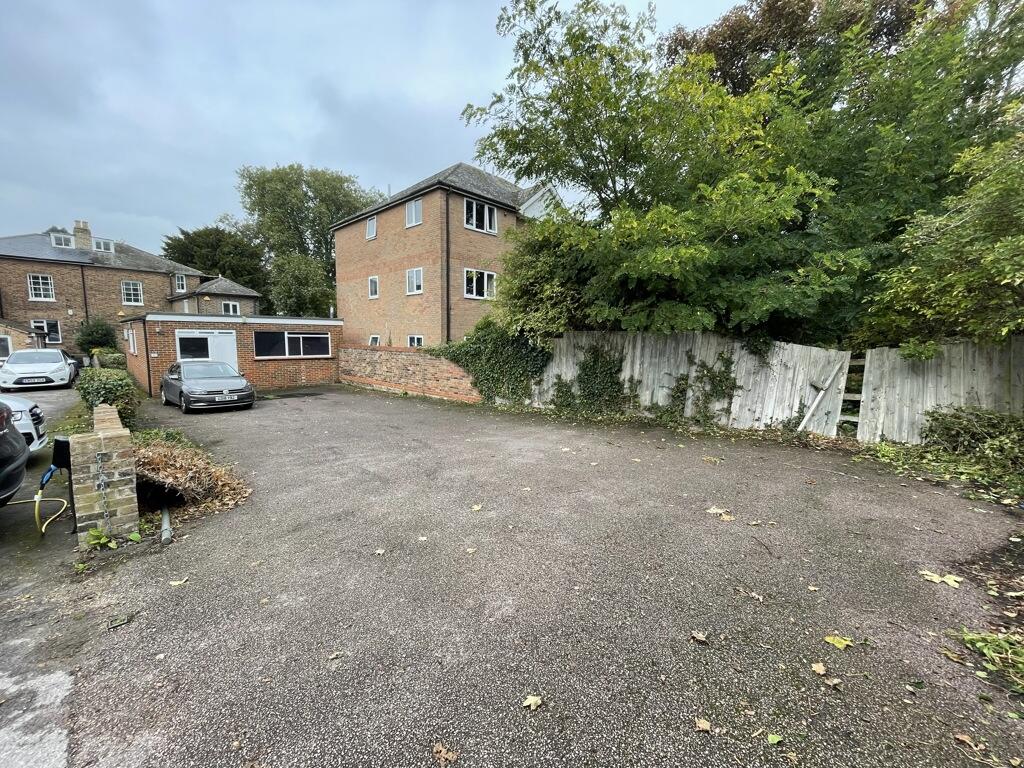 Additional image 6 of 121 New London Road, Chelmsford, Essex, CM2 0QT